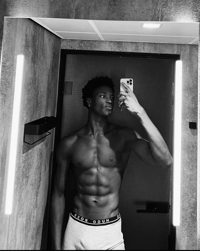 Profil de Luke, 27 ans, Plan cul à Aven (Valais)