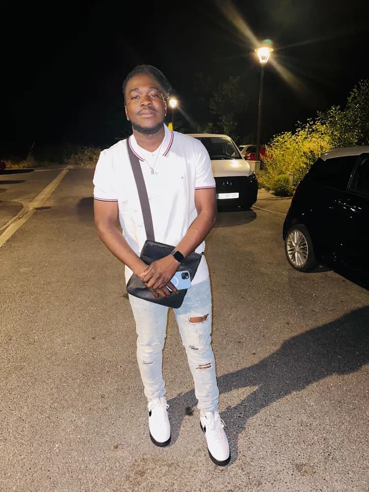 Profil de Samba, 33 ans, Plan cul à Faoug (Vaud)