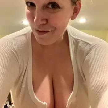 Profil de Layanna, 31 ans, Plan cul à Duggingen (Bâle-Campagne)