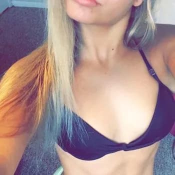 Profil de Israa, 32 ans, Plan cul à Cumpadials (Grisons)