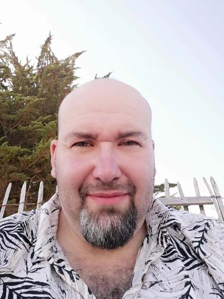 Profil de Elio, 25 ans, Plan cul à Vnà (Grisons)