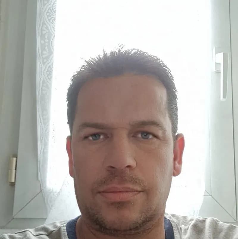 Profil de Elyott, 31 ans, Plan cul à Ipsach (Berne)