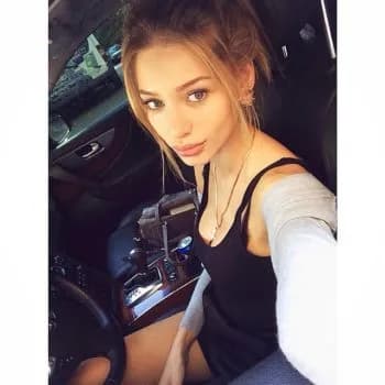 Profil de Molly, 21 ans, Plan cul à Lausanne (Vaud)