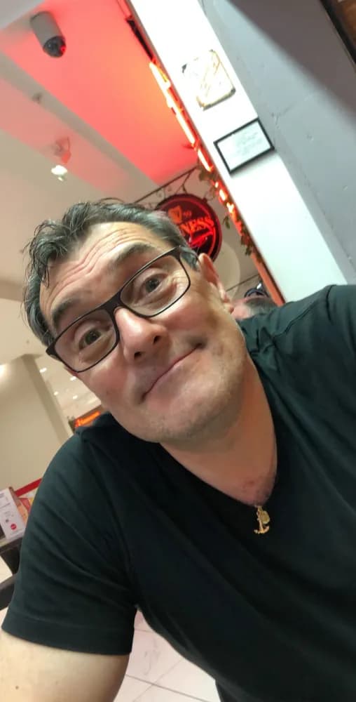 Profil de Milann, 21 ans, Plan cul à Vico Morcote (Tessin)