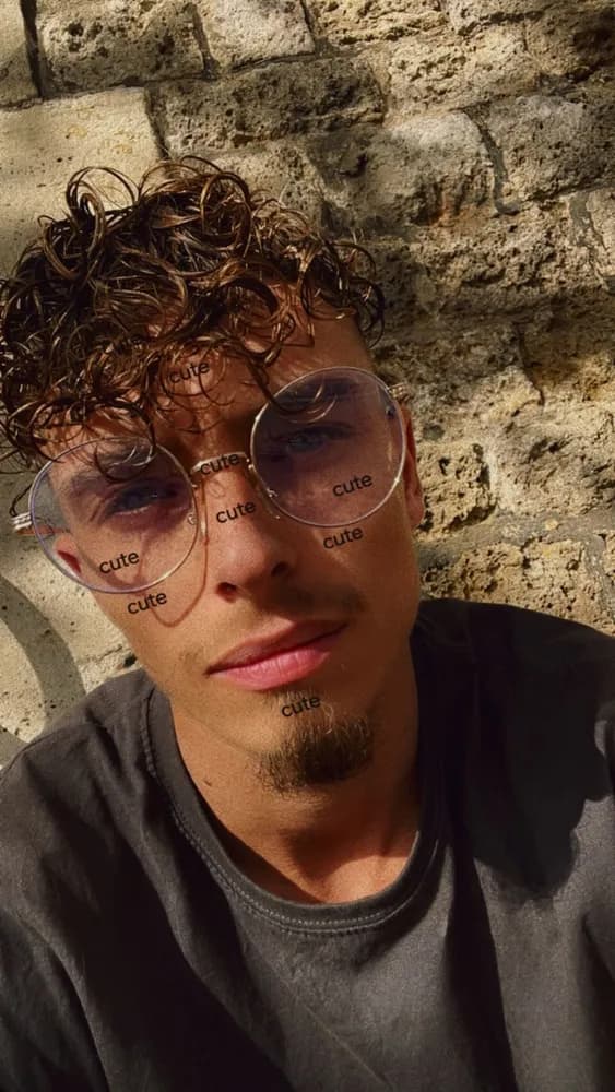 Profil de Alessio, 22 ans, Plan cul à Uttigen (Berne)