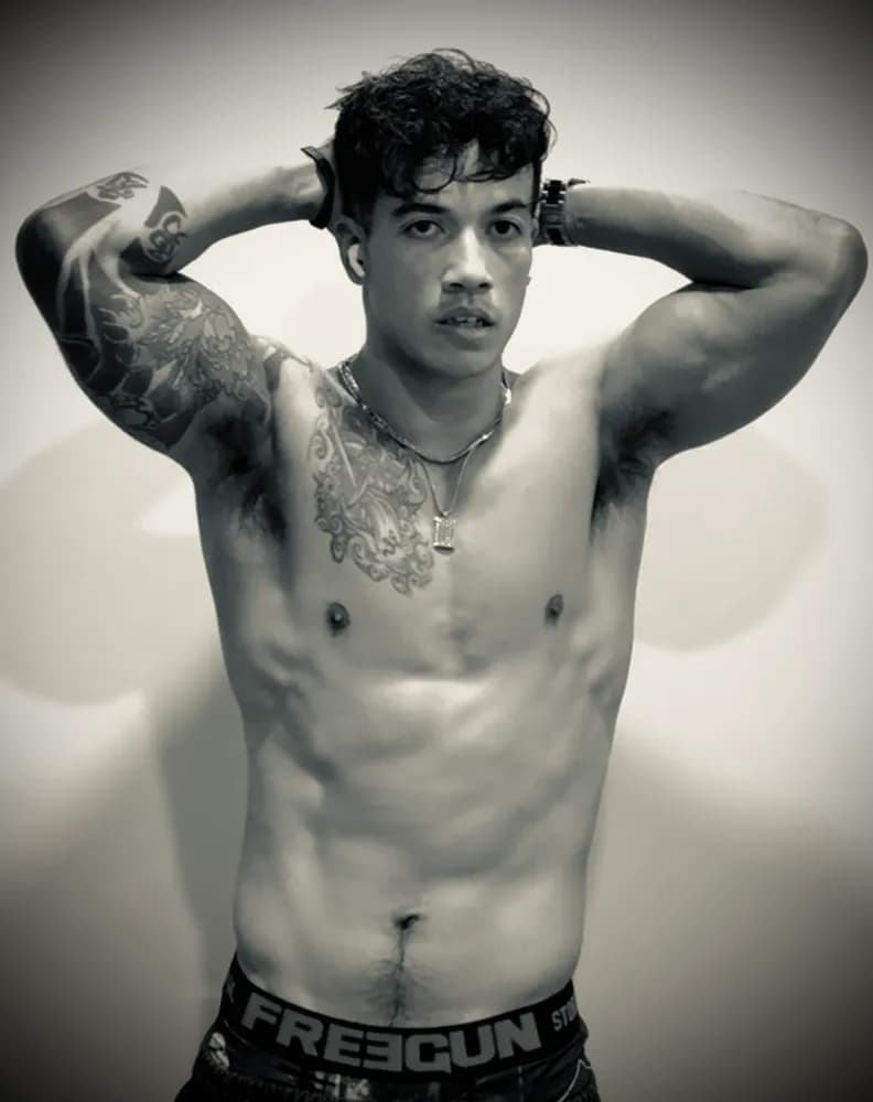 Profil de Juliano, 21 ans, Plan cul à Soulce (Jura)