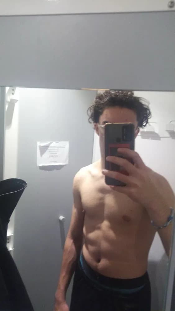 Profil de Abdoul, 26 ans, Plan cul à Dardin (Grisons)