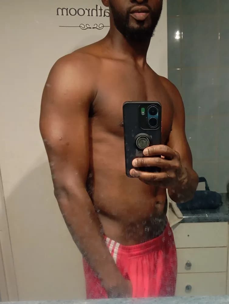 Profil de Anouar, 24 ans, Plan cul à Lausanne (Vaud)