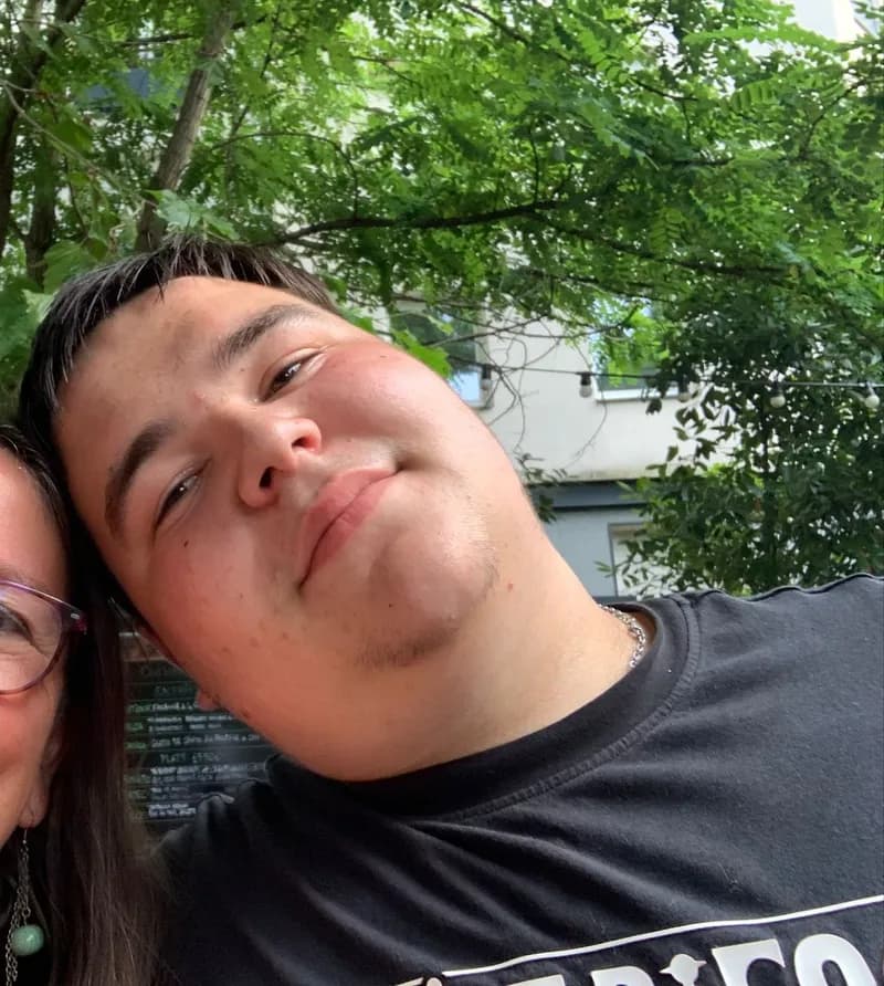 Profil de Assil, 23 ans, Plan cul à Boltigen (Berne)