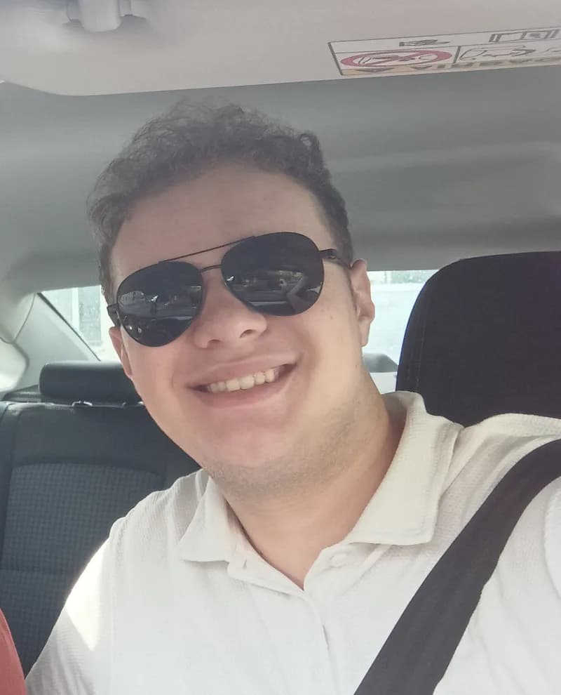 Profil de Jonathan, 26 ans, Plan cul à Cavardiras (Grisons)