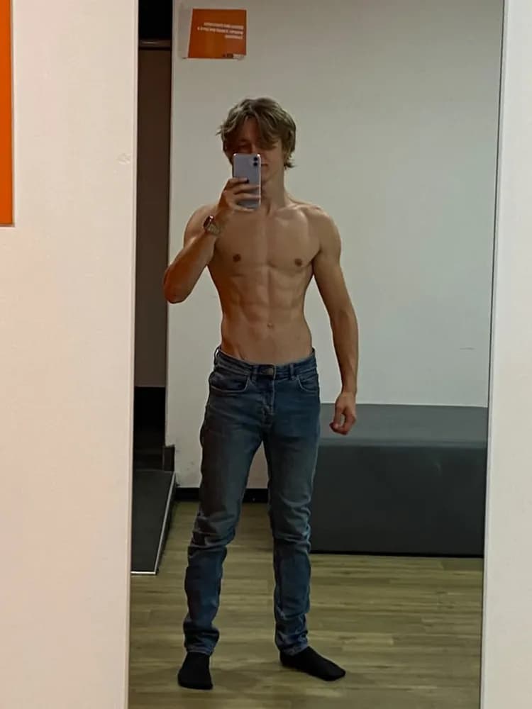 Profil de Gaspard, 25 ans, Plan cul à Gingins (Vaud)