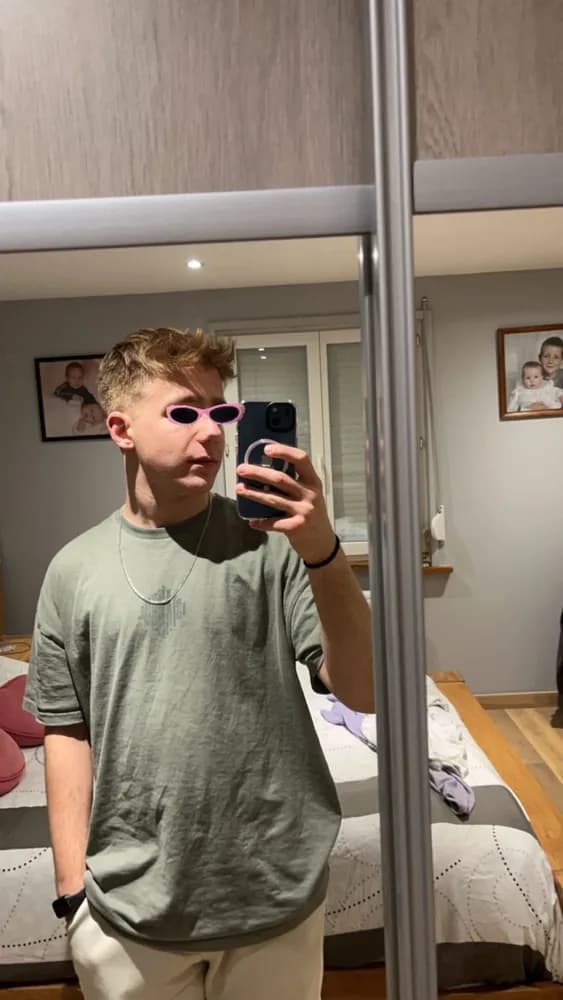 Profil de Enguerrand, 25 ans, Plan cul à Cully (Vaud)