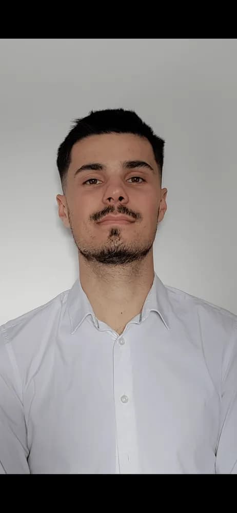 Profil de Kerem, 21 ans, Plan cul à Eschert (Berne)