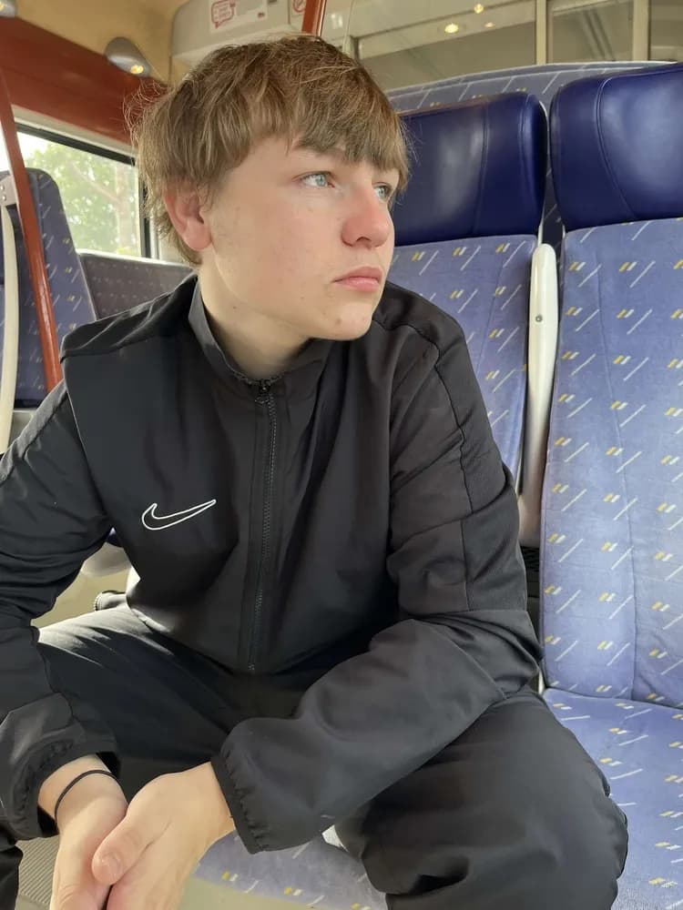 Profil de Julyann, 22 ans, Plan cul à Fully (Valais)