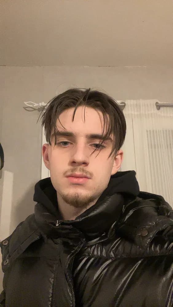 Profil de Giulio, 26 ans, Plan cul à Cuarny (Vaud)