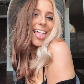 Profil de Simone, 31 ans, Plan cul à Engi (Glaris)