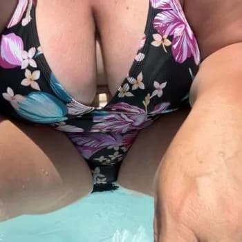 Profil de Yamina, 30 ans, Plan cul à Oberdorf NW (Nidwald)