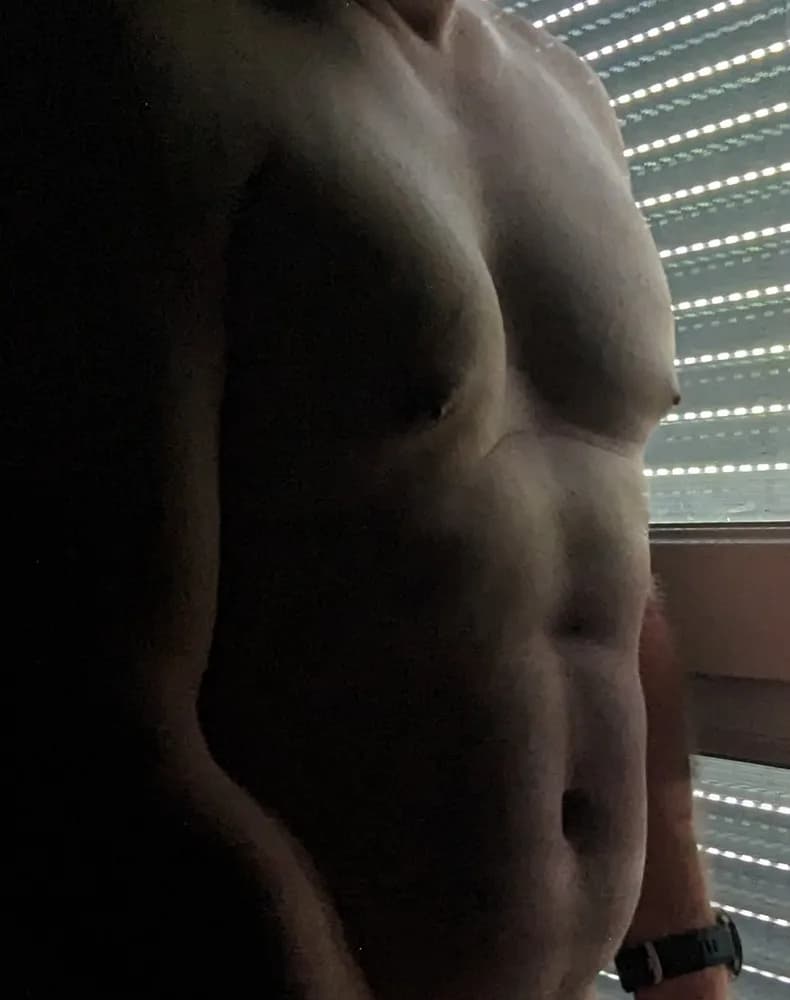 Profil de Calixte, 23 ans, Plan cul à Scheid (Grisons)