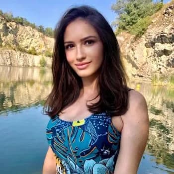 Profil de Jihane, 26 ans, Plan cul à Anet (Berne)