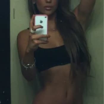 Profil de April, 28 ans, Plan cul à Cumpadials (Grisons)