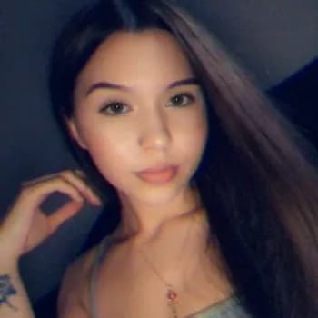 Profil de Lydia, 21 ans, Plan cul à Duvin (Grisons)