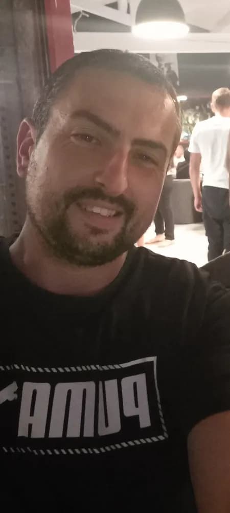 Profil de Saad, 22 ans, Plan cul à Panex (Vaud)