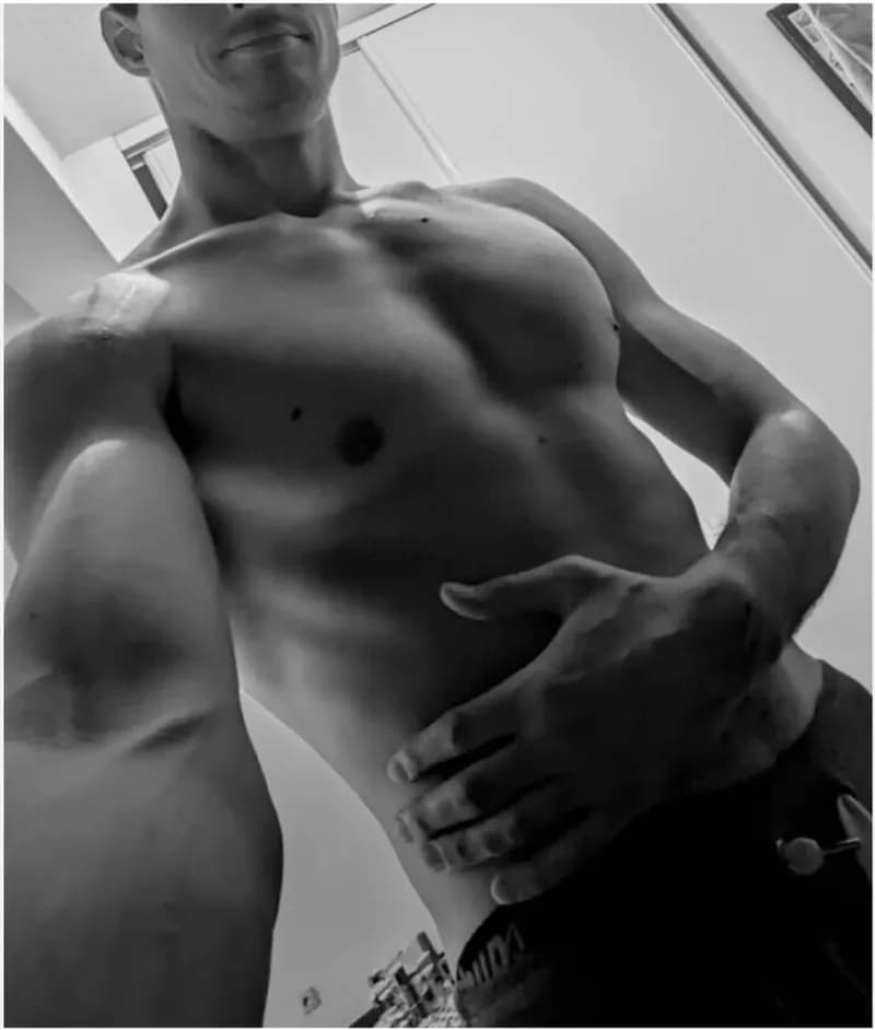 Profil de Sloan, 29 ans, Plan cul à Falera (Grisons)