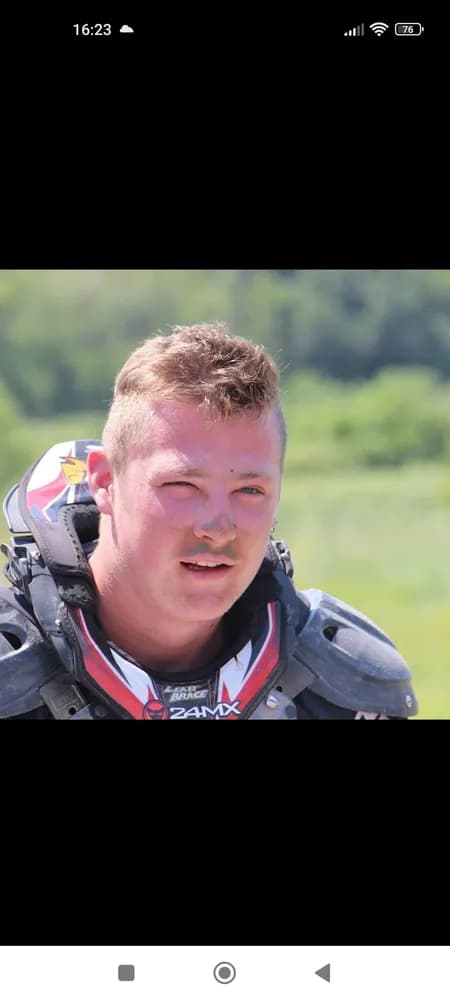 Profil de Yuri, 32 ans, Plan cul à Moiry VD (Vaud)