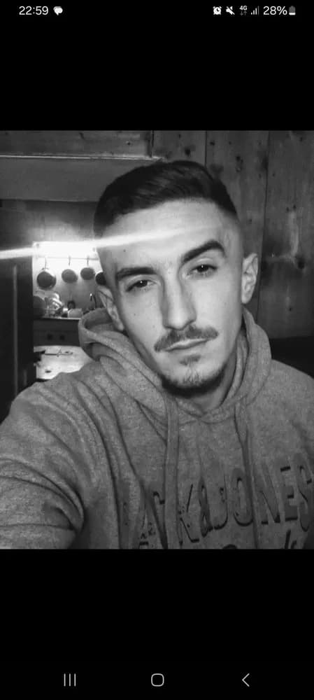 Profil de Clément, 31 ans, Plan cul à Leuggern (Argovie)