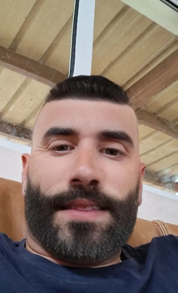 Profil de Naïm, 34 ans, Plan cul à Gingins (Vaud)