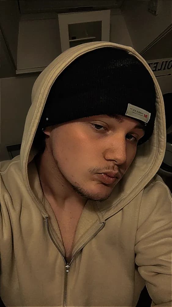 Profil de Dayann, 32 ans, Plan cul à Riein (Grisons)