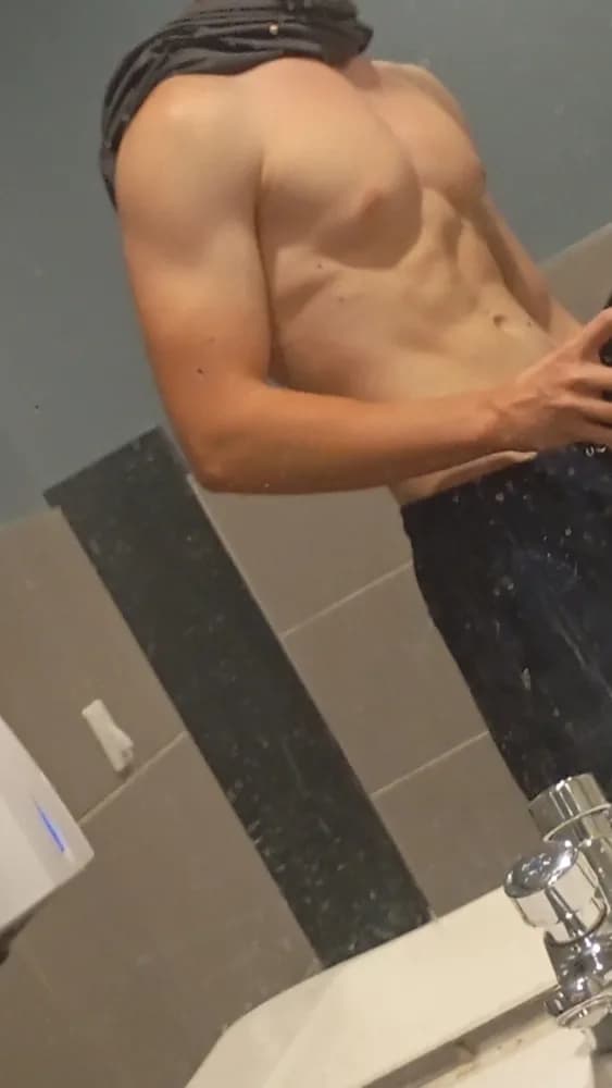 Profil de Jonas, 28 ans, Plan cul à Cortébert (Berne)