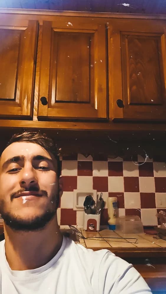 Profil de Zyad, 24 ans, Plan cul à Simplon Hospiz (Valais)