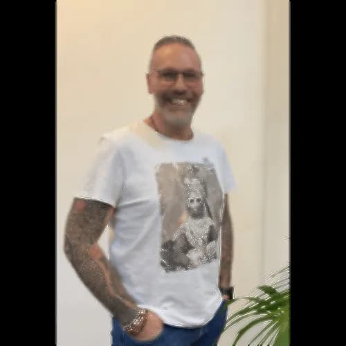 Profil de El, 24 ans, Plan cul à Pratval (Grisons)