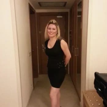 Profil de Djenna, 28 ans, Plan cul à Lostallo (Grisons)