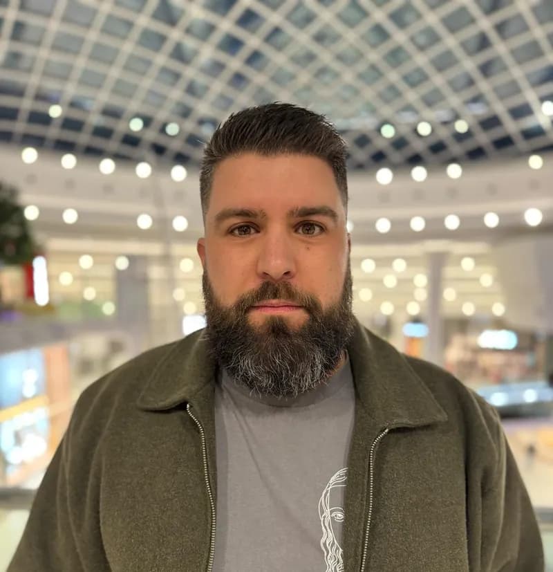 Milhan - Plan cul à Arvigo Profil de Milhan, 26 ans, Plan cul à Arvigo (Grisons)